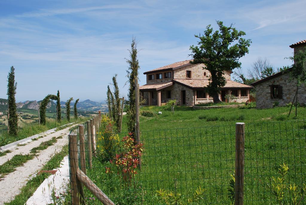 Agriturismo Eutopia San Leo Exteriér fotografie